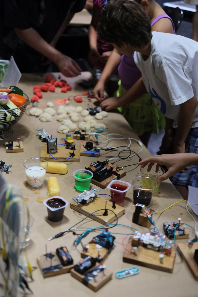 Squishy Circuits and more!