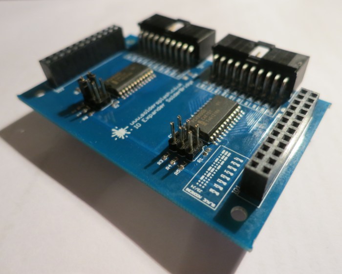 32 Input/Output SolderBridge