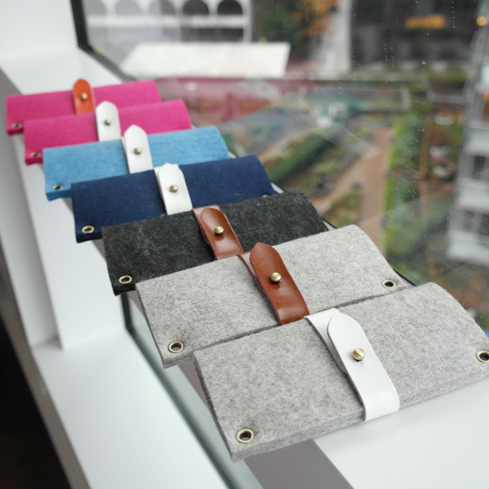 We have seven colors for you to choose from. Please indicate which color you prefer when you send your pledge. From Left to Right:1,Pink+Orange; 2, Pink+White; 3, Lake Blue+White; 4,Navy Blue+White; 5, Dark Grey + Brown; 6, Light Grey+Brown; 7, Light Grey
