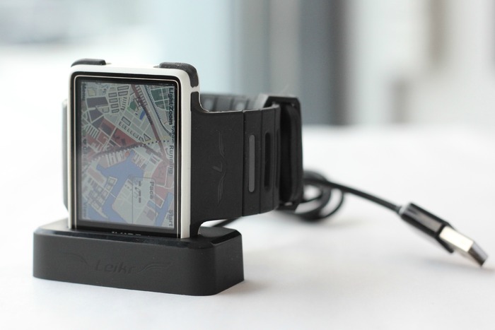 Leikr watch in the docking station