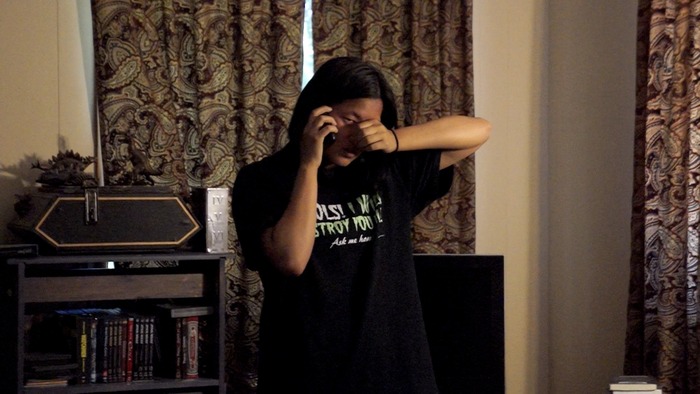 Bronwyn tries to keep it together as she calls the family with the bad news.