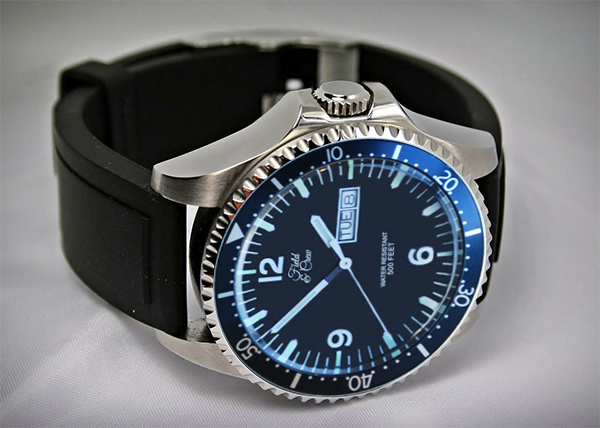 Heritage Watch with our Rubber Watch Band