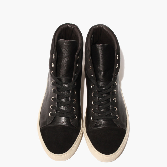 Oxygen: versatile, high-cut sneaker. Two-tone black can dress up or down