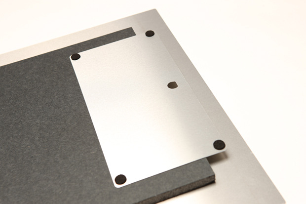 Detail of MetalPrint float block mount.
