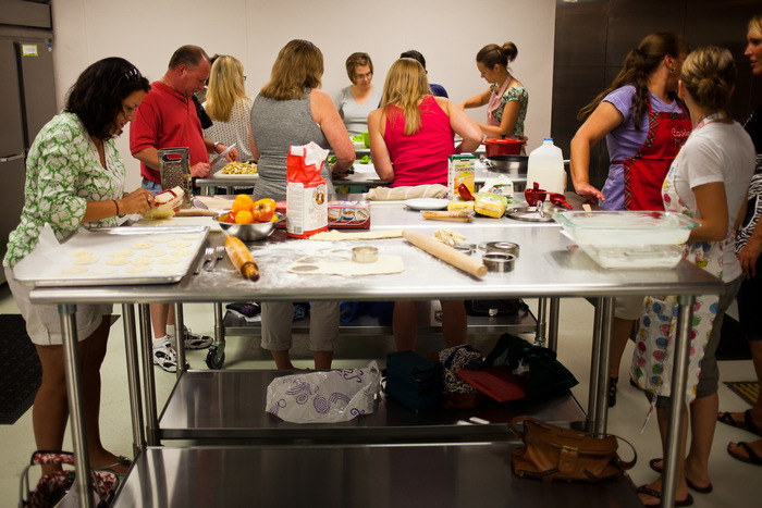 Hands-on Class at Uptown Kitchen (Photo Credit: Jonathan Stoner Photography)