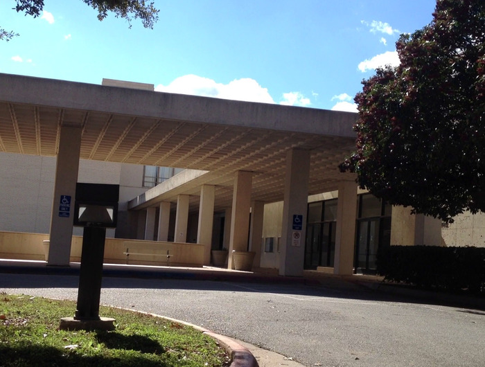 Outside the Fort Worth Community Arts Center