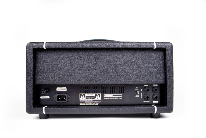 Here's a photo of the rear of the amp.