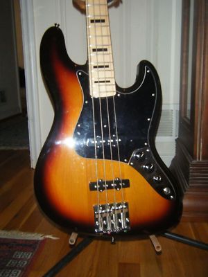 Mark Sewell's personal Fender Geddy Lee Jazz Bass