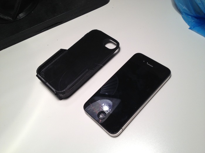 1st scale concept print of Infinity Cell for iPhone 4S form factor.