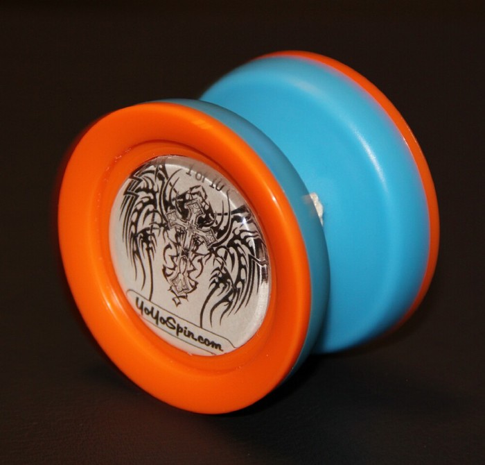 Another pastic bearing axle yoyo