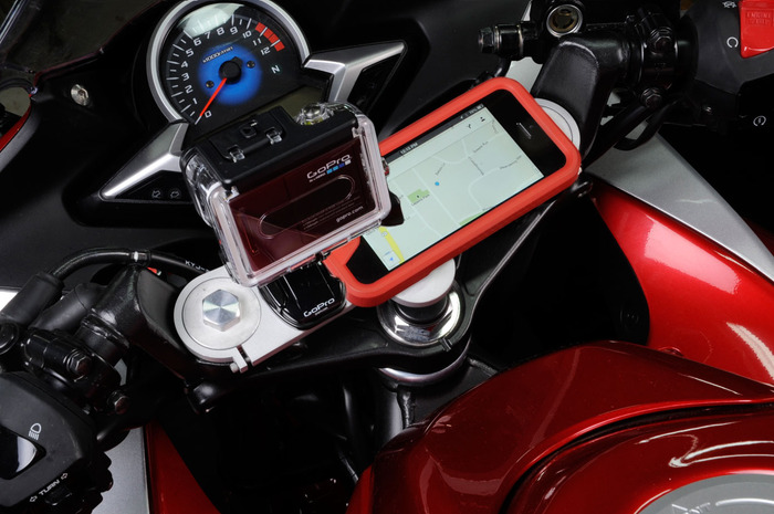 Plenty of room for your camera and smartphone