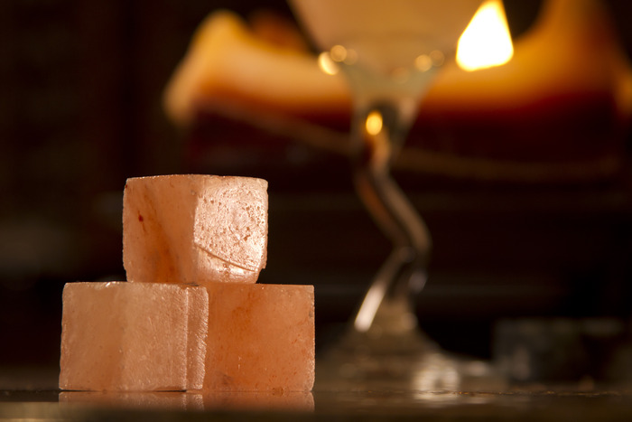 Himalayan Salt Rocks - One set includes 5 salt rocks that will add the perfect amount of style & salt to your tequila or margaritas.