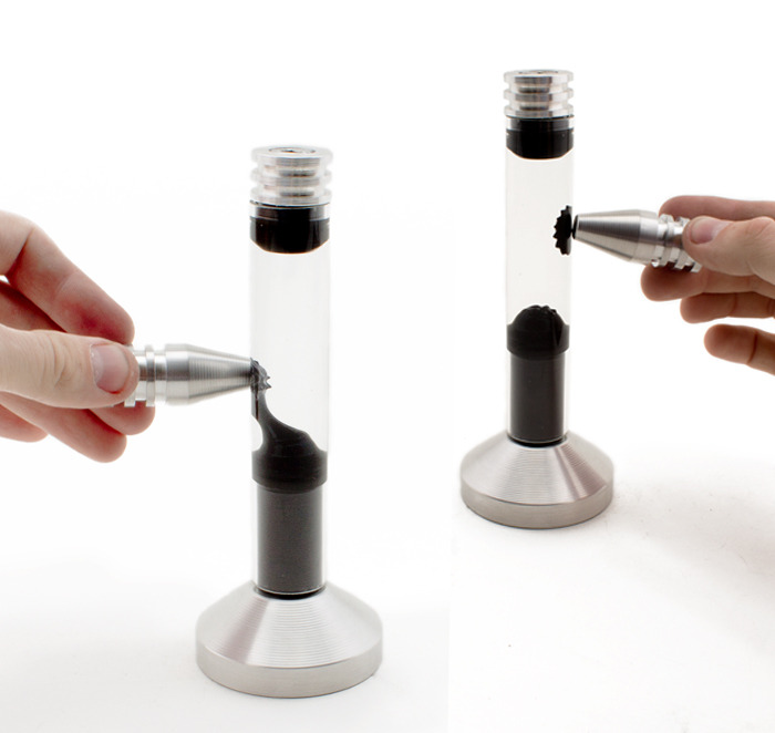 Simple Display Cells (2) In Use