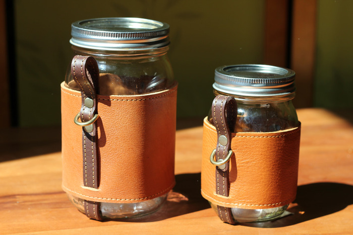 Quart and Pint Chug-A-Lug. Color: Hemlock