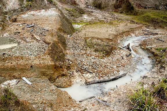 Residual environmental damage from mechanized mining