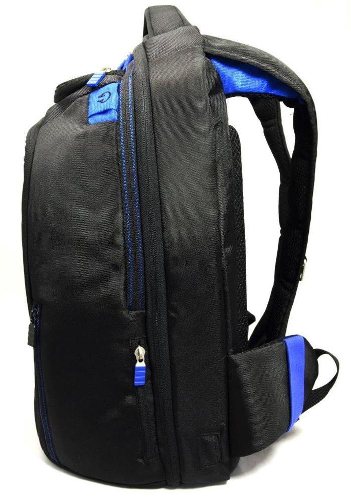 Side Profile of TYLT Energi Backpack