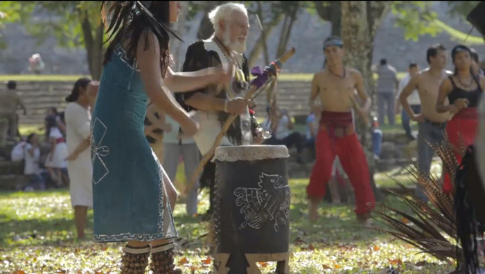 Ceremonia Mexica en Palenque, Chiapas, México.