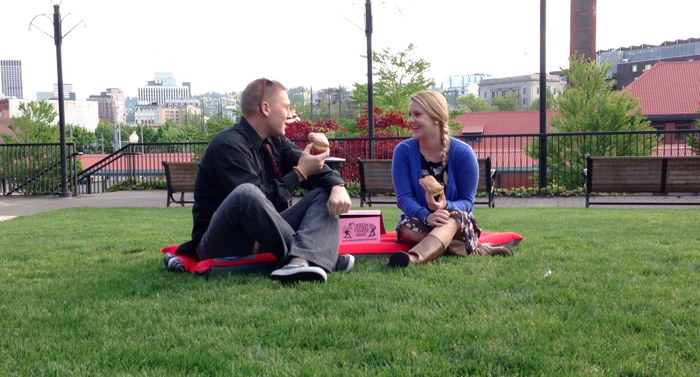 A picnic on your lunch break is a great way to unwind