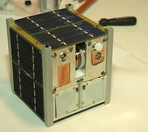 NCube-2 CubeSat, a typical CubeSat configuration minus outer skinNCube-2 CubeSat, a typical CubeSat configuration minus outer skin