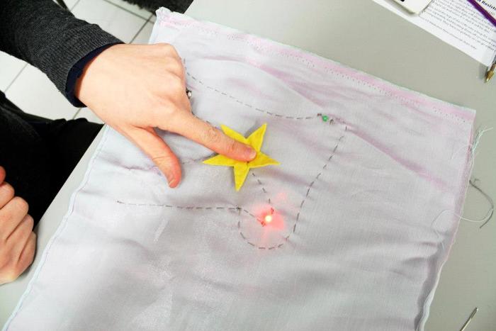 Soft Circuit workshop with Codasign