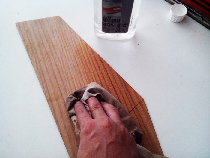 The final finishing is coated from natural oil.