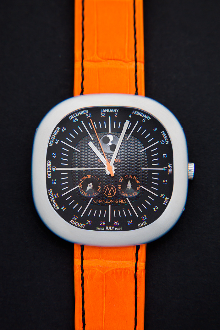 Canopus Weekplanner watch Model CWP02 dial in black on black