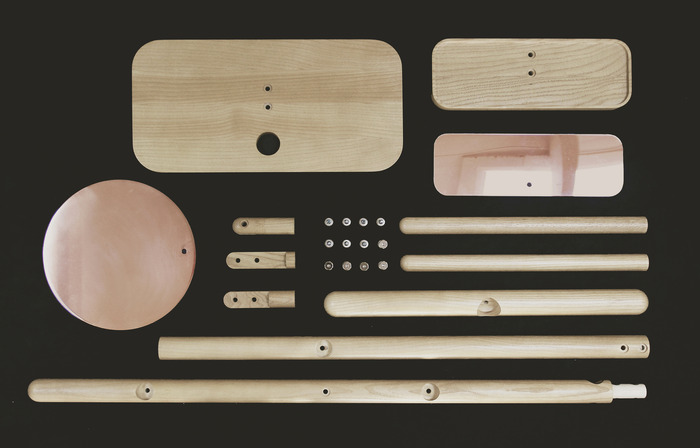 Camerino Valet Stand 12 components and fixings.Camerino Valet Stand 12 components and fixings.