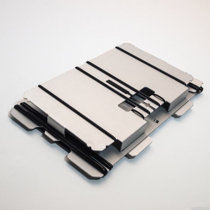 SMALL BANDBOARD WITH WING IN CLOSED POSITION