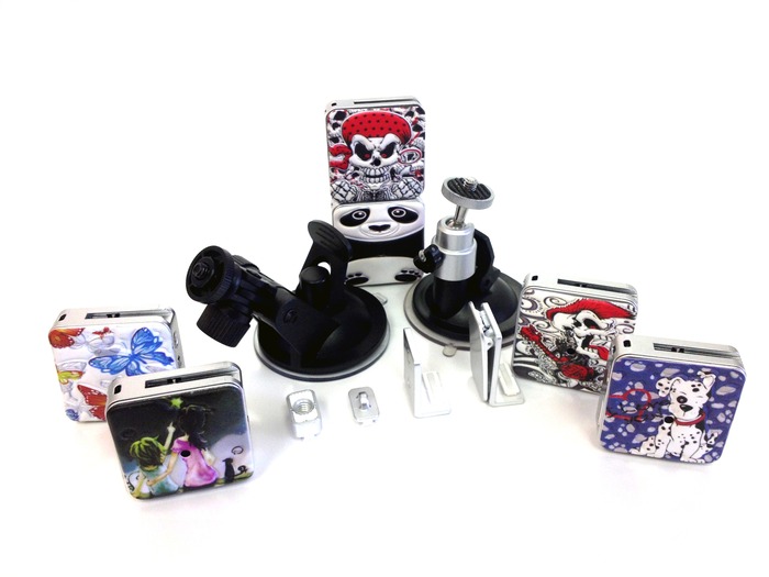 Backers receive a full set of clips and mounts as well as choice of custom skins