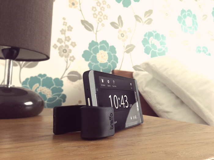 Gumstick & Blackberry - Bedside Clock