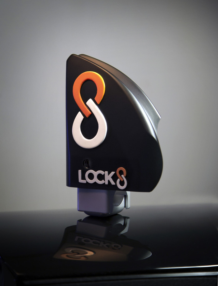 Final Design - LOCK8 is available with or without logo (if you don't like it too branded). Also you can order different colors, as we will use water transfer printing.