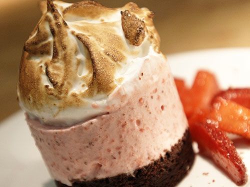 baked alaska... fluff bake bar style.