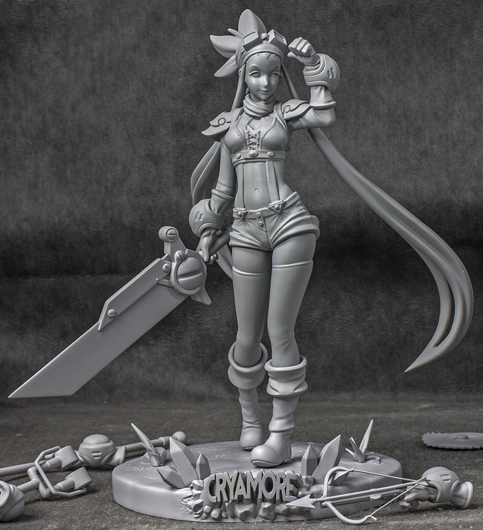 9.5" 1/7 Scale Esmy Vinyl Statue