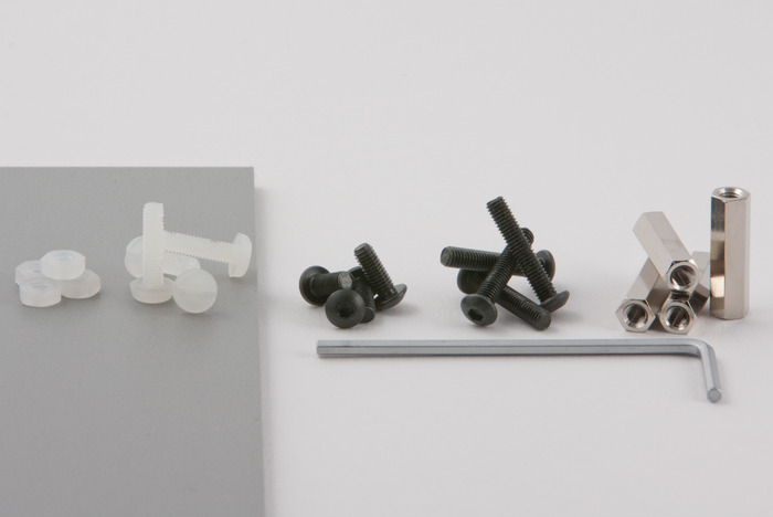 Standard kit screws and tool