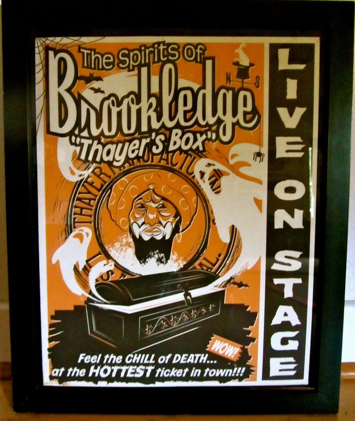 Brookledge Spookshow 2011 - Thayer's Box