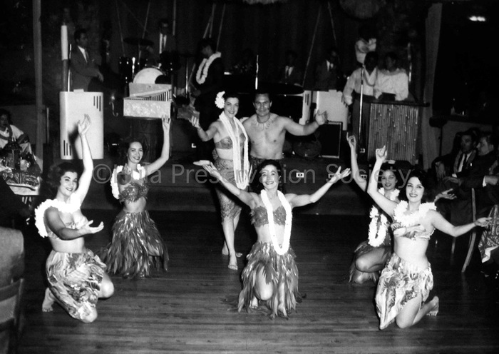 Finale of the show, 1950's