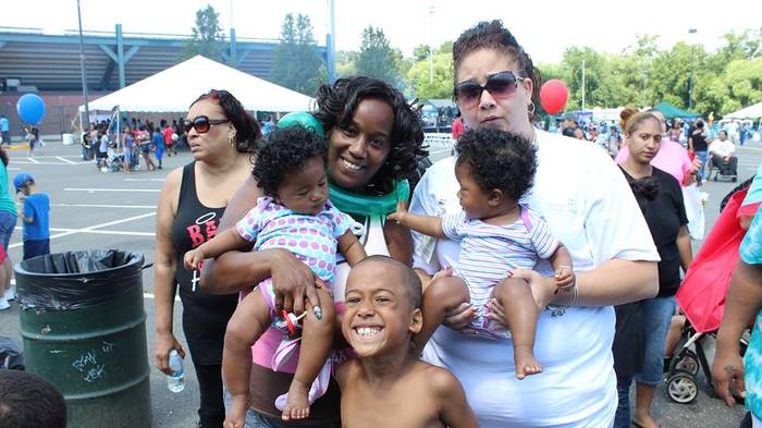 A Family full of joy at the Convoy New Britain 2013.