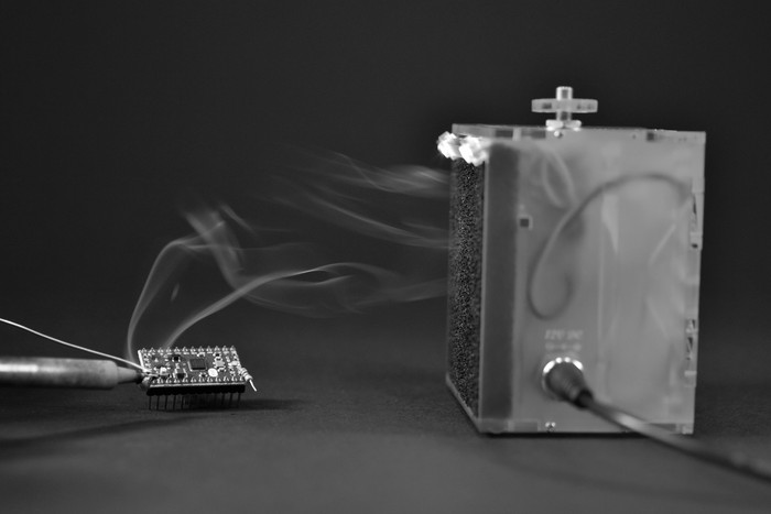 fumeFan Medi in action absorbing soldering fumes