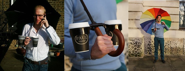 Easily hold your umbrella, drinks and smartphone