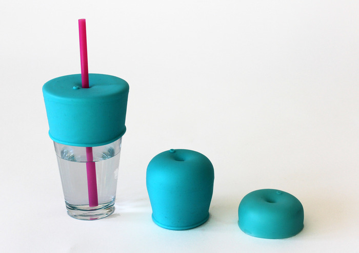 The SipSnap Kid changes shape to form around cups or fold down for compactness when storing.