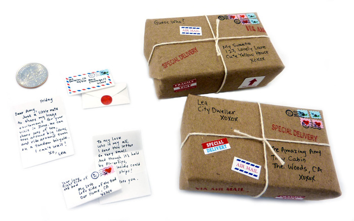 With the materials in this kit, it's easy to make stunning tiny letters and fabulous mini parcels.