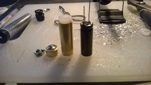 Capacitor, Casing and Circuit Board
