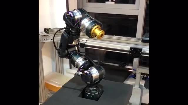 Robocar Poli Toys Promo ROBOCAR POLI MINI TRANSFORMING ROBOT