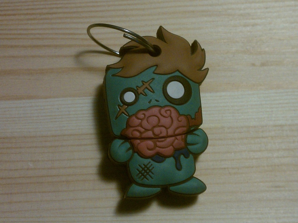 Zombie USB Keychain (Zed 1.0)'s video poster