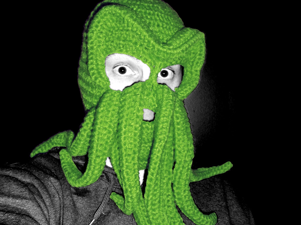 Cthulhu Knitted Ski Mask's video poster