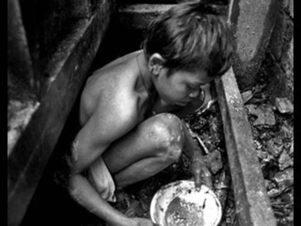 Golden Hands - Photo Documentary's video poster