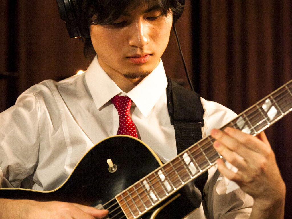 "Earthwards" - Yuto Kanazawa's Debut Album!'s video poster