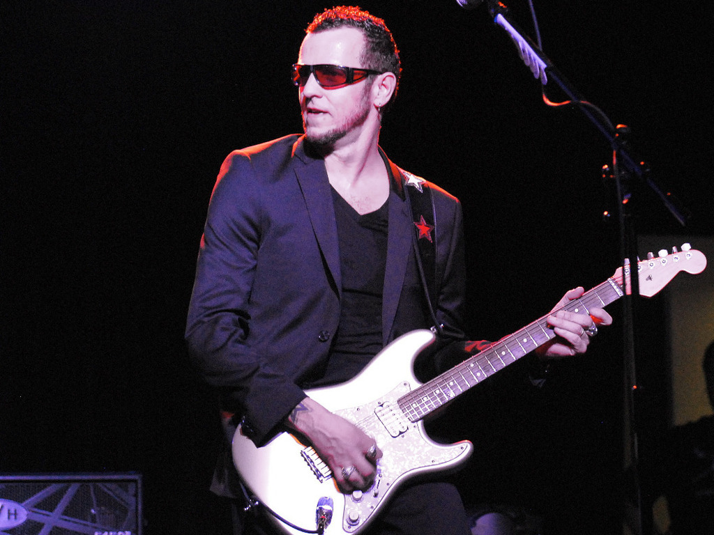 Gary Hoey "Deja Blues" Project!'s video poster