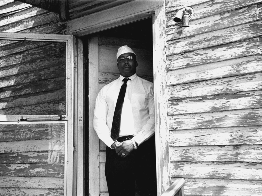 The Homeplace: Photos from Historic African American Hamlets's video poster