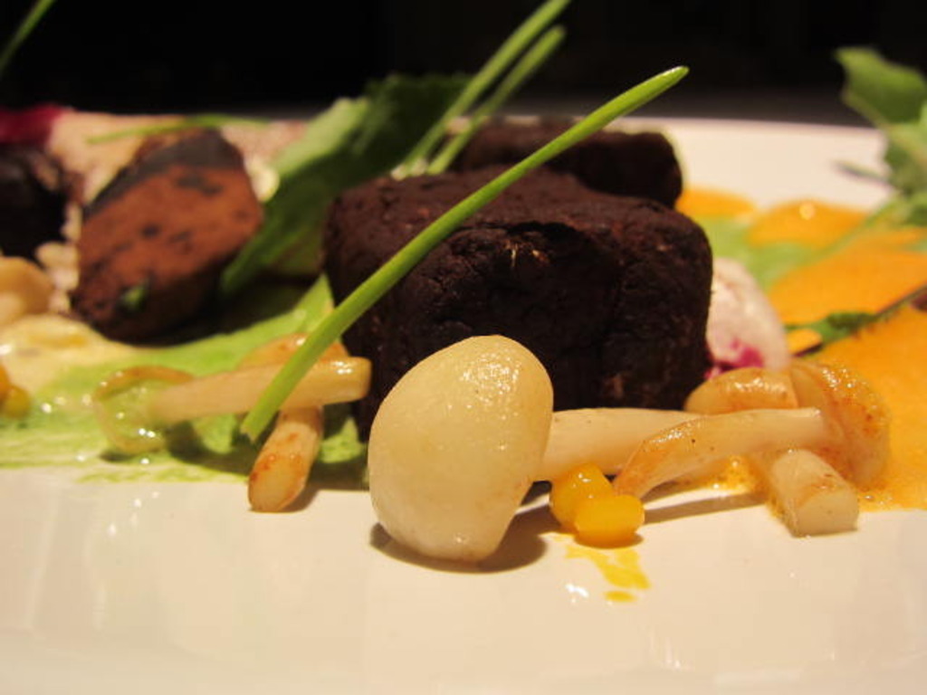 Dyne Restaurant's video poster